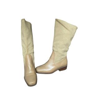 Markon Rose Embossed Camel Colored Suede Leather Boots Pull On Low Heele…​​​​